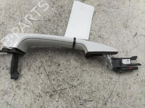 Used Front left exterior door handle BMW X1 (F48) sDrive 18 d (150 hp) 24032847
