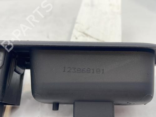 Used Left front window switch Left front window switch PEUGEOT 3008 I MPV (0U_) 1.6 HDi (112 hp) 34259988 34259988