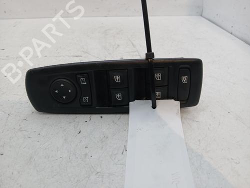 Used Left front window switch Left front window switch RENAULT MEGANE III Hatchback (BZ0/1_, B3_) 1.5 dCi (BZ09, BZ0D, BZ1W, BZ29, BZ14) (110 hp) 29894140 29894140