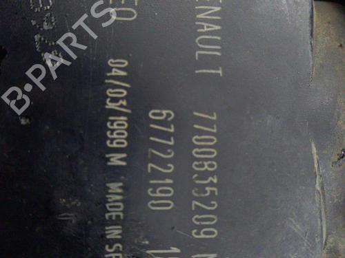 Used Left front fog light Left front fog light RENAULT MEGANE Scenic (JA0/1_) 1.6 e (JA0F) (90 hp) 22825059 22825059