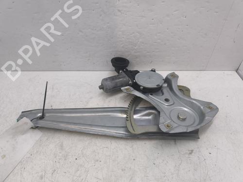 Lève-vitre arrière droit TOYOTA YARIS (_P13_) 1.5 (NSP131_) (112 hp) 30904862