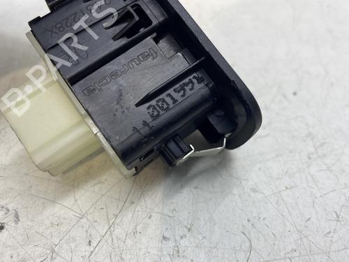 Right rear window switch RENAULT KANGOO III Box Body/MPV 1.5 Blue dCi 75 (FJAA) | BP38921632I28 - Image 2