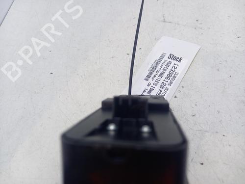 Used Left front window switch Left front window switch VOLVO C30 (533) 2.0 D (136 hp) 33561484 33561484