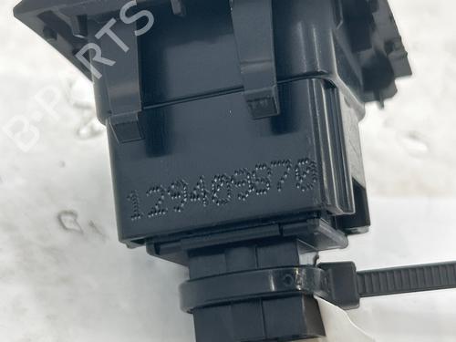 Warning switch AUDI A4 B9 Avant (8W5, 8WD) | BP38008755I22 - Image 5