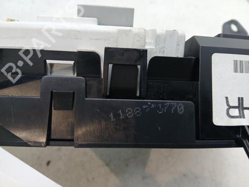 display-monitor-renault-twingo-ii-cn0_-2007-31582200 main image