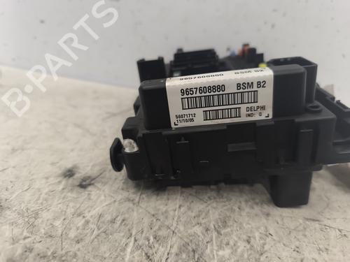 Used Fuse box Fuse box PEUGEOT 206 Hatchback (2A/C) 1.4 i (75 hp) 24293533 24293533