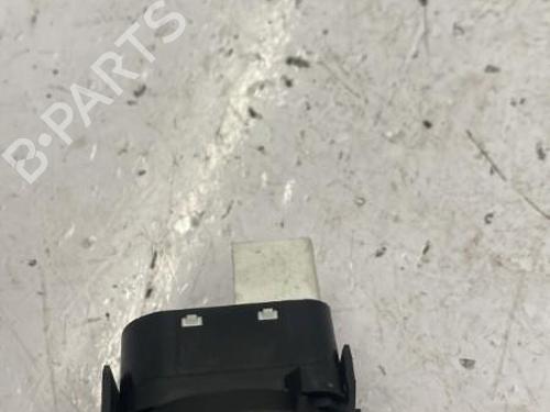 Mirror switch CITROËN C3 III (SX) 1.2 THP 110 (SXHNPS, SXHNZT, SXHNZ6) | BP22839704I25 - Image 3