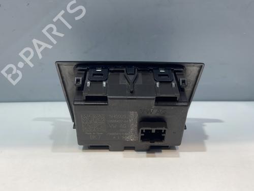 Used Warning switch Warning switch VW GOLF VIII Variant (CG5, DB5) 2.0 TDI (150 hp) 30378993 30378993