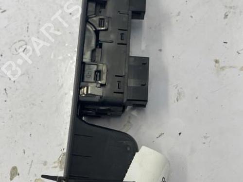 Used Left front window switch Left front window switch PEUGEOT 208 II (UB_, UP_, UW_, UJ_) 1.2 PureTech 75 (75 hp) 22841484 22841484