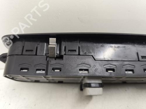 Comutador vidro frente esquerdo Comutador vidro frente esquerdo RENAULT MEGANE III Grandtour (KZ0/1) 1.5 dCi (KZ1M, KZ1W, KZ0R) (106 hp) 36520508 36520508