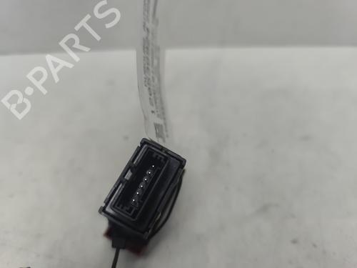 Used Warning switch Warning switch HYUNDAI i10 II (BA, IA) 1.0 (67 hp) 32221722 32221722