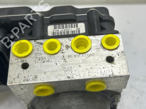 ABS pump CITROËN C8 (EA_, EB_) 2.0 HDi 135 | BP38562378M43 - Image 3