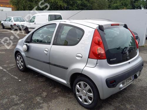 Left taillight PEUGEOT 107 (PM_, PN_) 1.0 | BP22829181C34 
