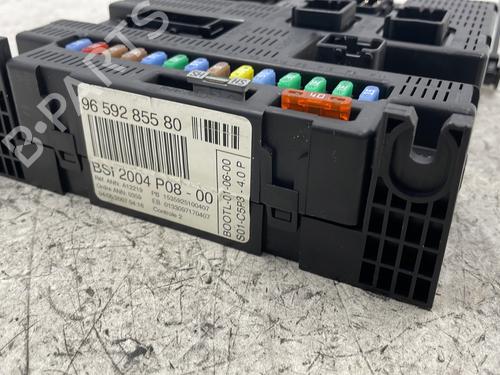 Used Fuse box Fuse box PEUGEOT 807 (EB_) 2.0 HDi (120 hp) 23849309 23849309