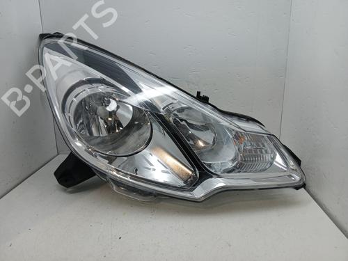 Used Right headlight CITROËN C3 II (SC_) 1.2 VTi 82 (82 hp) 31581460
