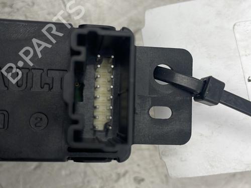 Used Switch Switch RENAULT SCÉNIC IV (J9_) 1.2 TCe 130 (130 hp) 23130136 23130136
