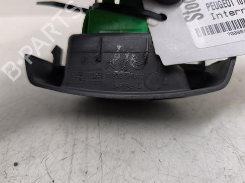 Used Left front window switch Left front window switch PEUGEOT 107 (PM_, PN_) 1.0 (68 hp) 30200269 30200269