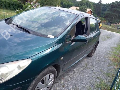 Fuse box PEUGEOT 307 (3A/C) 1.6 HDi 110 | BP22845932E1 