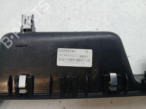 Used Left front window switch Left front window switch CITROËN JUMPY III Van (V_) 2.0 BlueHDi 120 (122 hp) 32987185 32987185