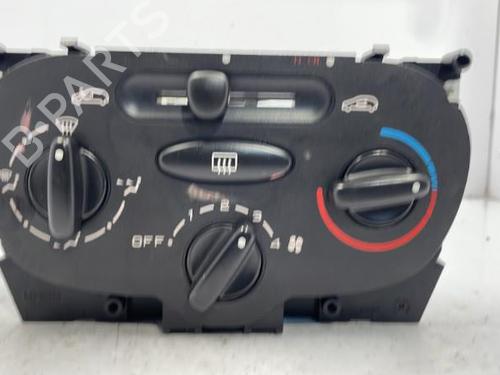 Climate control PEUGEOT 206 Hatchback (2A/C) 1.4 i | BP22831699I5 