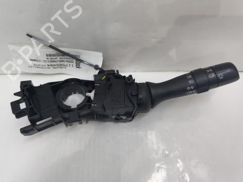 Used Switch Switch TOYOTA YARIS (_P13_) 1.5 (NSP131_) (112 hp) 30882130 30882130