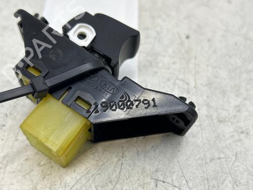 Used Left rear window switch Left rear window switch KIA STONIC (YB) 1.0 T-GDi Eco-Dynamics+ (120 hp) 35936912 35936912