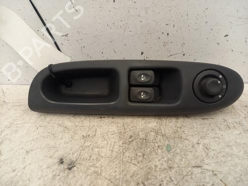 Used Switch RENAULT CLIO II (BB_, CB_) 1.6 (B/CB0D, BB00) (90 hp) 24310057