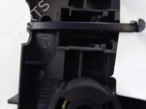 Used Headlight switch Headlight switch OPEL MERIVA A MPV (X03) 1.6 16V (E75) (100 hp) 22825553 22825553