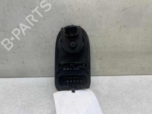 Used Left front window switch Left front window switch RENAULT MASTER III Van (FV) 2.3 dCi 125 FWD (FV0C, FV0D, FV0G, FV0H, FV0J, FV0K,... (125 hp) 40516411 40516411