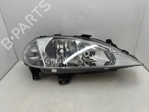 Used Right headlight RENAULT MEGANE I (BA0/1_) 1.6 16V (BA04, BA0B, BA11, BA1J, BA16, BA19, BA1K, BA1V,... (107 hp) 31267842