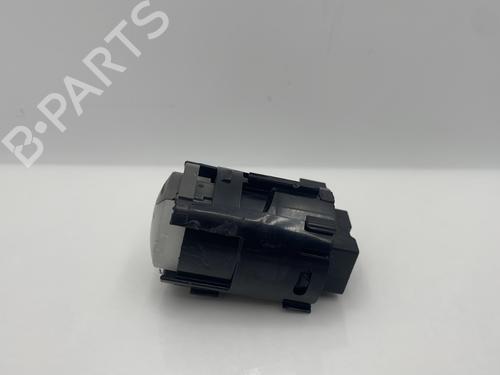 Warning switch NISSAN JUKE (F15) 1.2 DIG-T | BP31948019I22