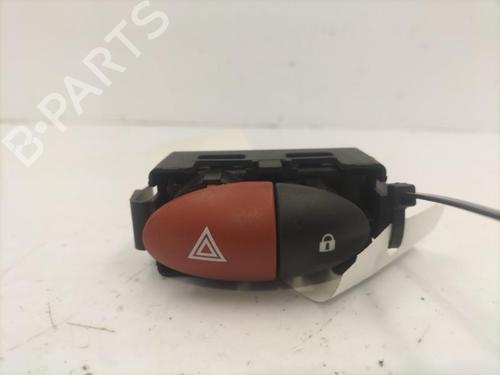 Used Warning switch Warning switch RENAULT TWINGO II (CN0_) 1.2 16V (CN0K, CN0V, CN0A) (76 hp) 22831760 22831760