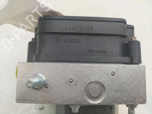 Used ABS pump ABS pump RENAULT TWINGO III (BCM_, BCA_) Z.E: (BCA1) (82 hp) 32367347 32367347