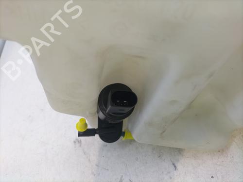 Used Windscreen washer tank Windscreen washer tank 27989716 27989716