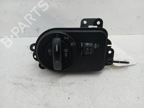 Used Headlight switch FORD FIESTA V (JH_, JD_) 1.4 TDCi (68 hp) 29834387