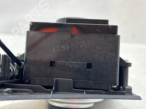 Switch BMW 1 (E81) | BP35886949I30 - Image 4