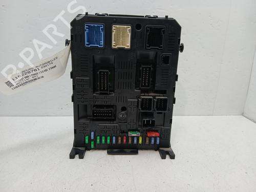 fuse-box-peugeot-5008-0u_-0e_-2009-2010-2011-2012-2013-2014-2015-2016-2017-31581659 main image
