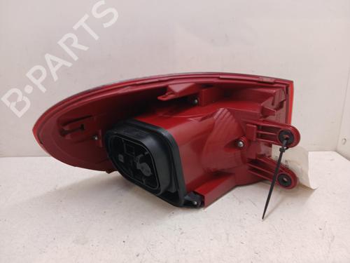 Used Right taillight Right taillight 38676868 38676868