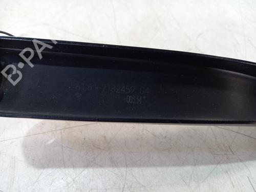 Front windshield wiper arm BMW 5 (F10) 530 d xDrive | BP29377176C143 
