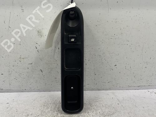 Used Right front window switch Right front window switch 25477670 25477670