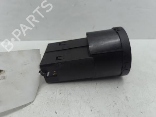 Used Headlight switch Headlight switch SKODA ROOMSTER (5J7) 1.9 TDI (105 hp) 32092853 32092853