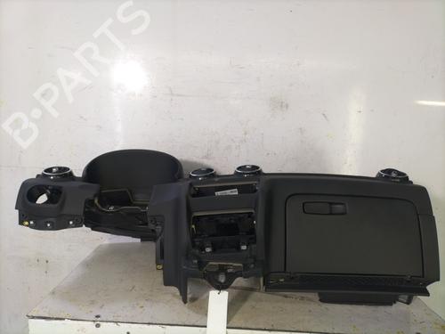 Used Dashboard AUDI A1 (8X1, 8XK) 1.4 TDI (90 hp) 22846971