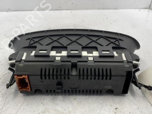 Used Display monitor Display monitor PEUGEOT 308 I (4A_, 4C_) 1.6 HDi (90 hp) 22832212 22832212