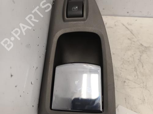 Used Right rear window switch LANCIA MUSA (350_) 1.4 (350.AXA11, 350.AXA1A) (95 hp) 24894438