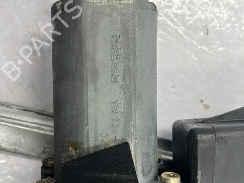 Rear right window mechanism OPEL ZAFIRA A MPV (T98) 2.0 DTI 16V (F75) | BP24981826C25 