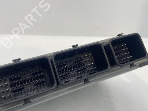 Used Engine control unit (ECU) Engine control unit (ECU) RENAULT GRAND SCÉNIC II (JM0/1_) [2004-2009] 32703700 32703700