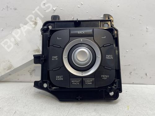 BP29894279I30 main image