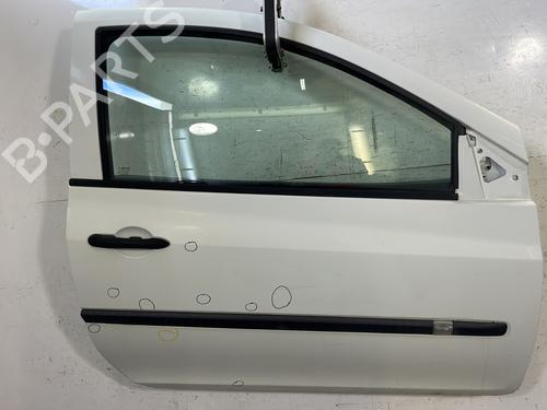 Used Right front door RENAULT CLIO III (BR0/1, CR0/1) 1.5 dCi (C/BR0G, C/BR1G) (68 hp) 28482431