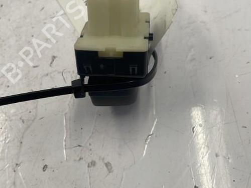 Switch DACIA SANDERO II TCe 90 (B8M1, B8MA, B8AC) | BP22838010I30 
