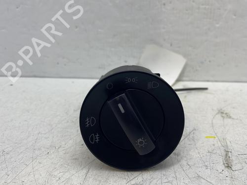 Used Headlight switch Headlight switch VW POLO IV (9N_, 9A_) 1.4 TDI (80 hp) 31084312 31084312
